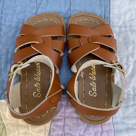 SALT WATER Sandals - Kids Sz 8 - Tan - Classic design - Like new - Picture 2 of 5
